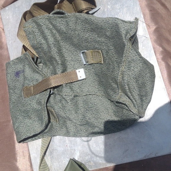 Green Outdoor Gear Set - Picture 3 of 4